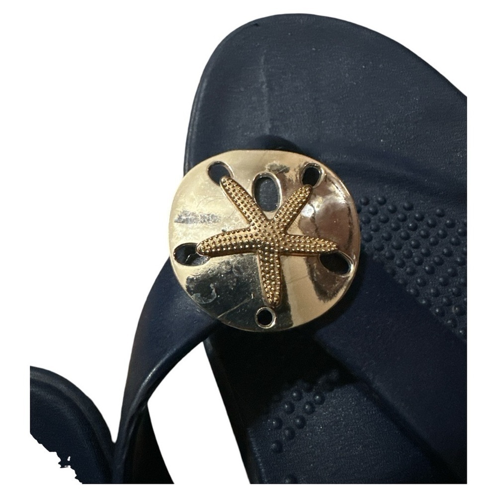 OkaB size large flip flops, navy with gold sand dollar, plastic beach ready - Picture 2 of 5